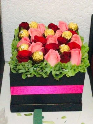 Caja MDF 22×22 Con Tapa Pintada en Negra DQE19